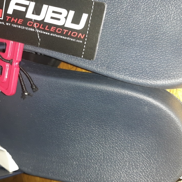 Mens FUBU slides - Picture 5 of 5
